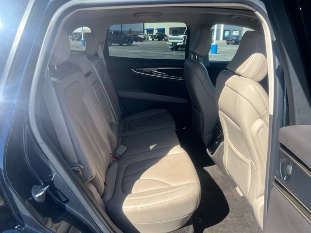 Used 2022 Lincoln Nautilus Reserve w/ Equipment Group 201A AWD/4WD image 16