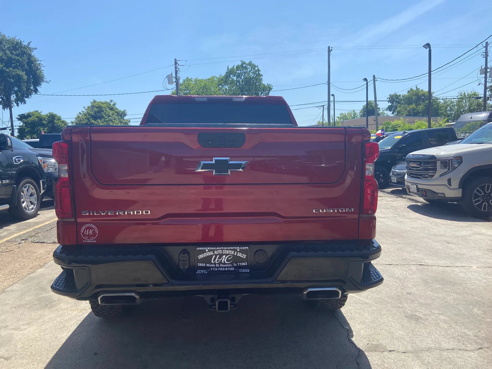 Used 2021 Chevrolet Silverado 1500 Custom Trail Boss AWD/4WD image 6
