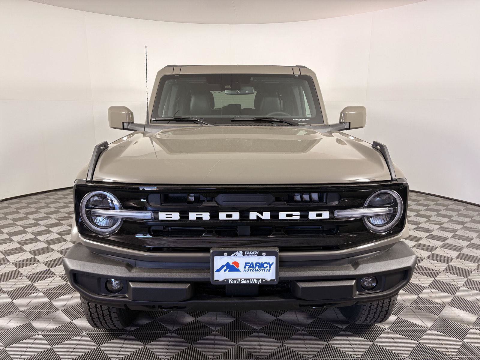 Used 2026 Ford Bronco Outer Banks AWD/4WD image 11