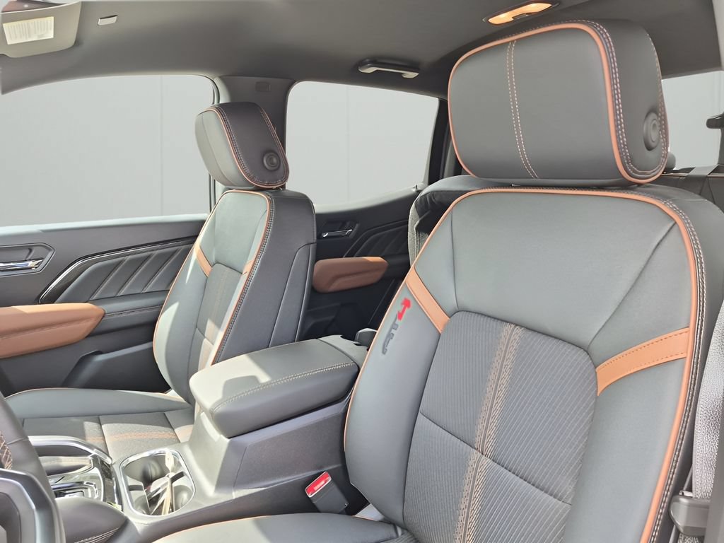 New 2026 GMC Canyon AT4 AWD/4WD image 35