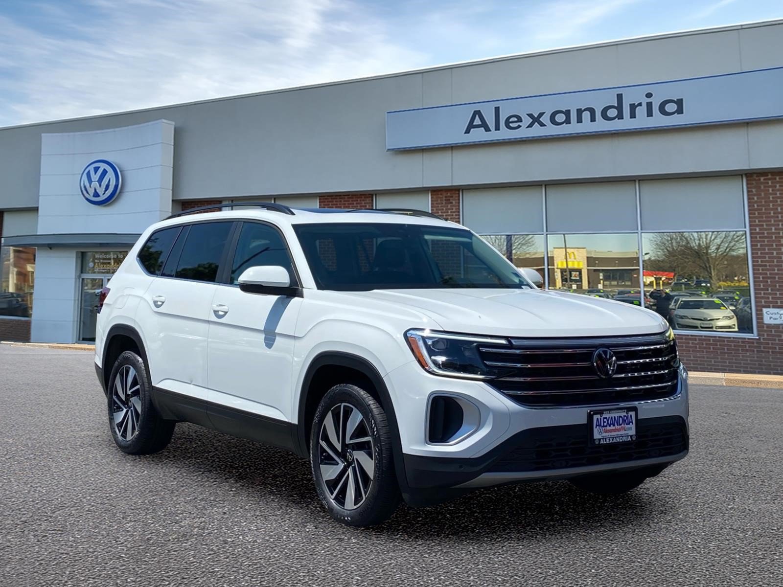 Certified 2024 Volkswagen Atlas SE w/ Panoramic Sunroof Package