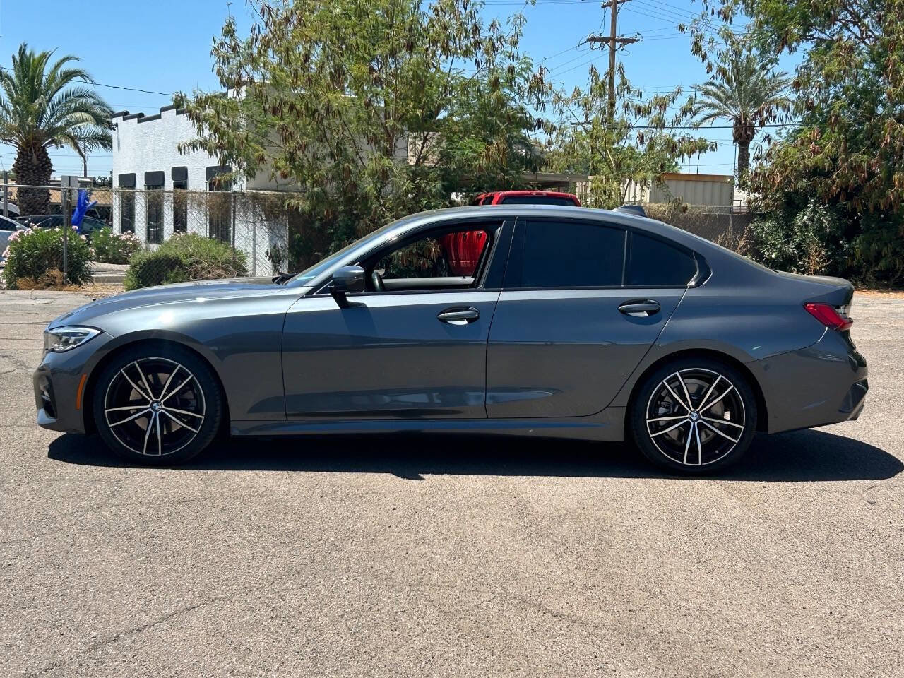 Used 2019 BMW 330i Sedan w/ M Sport Package RWD image 6