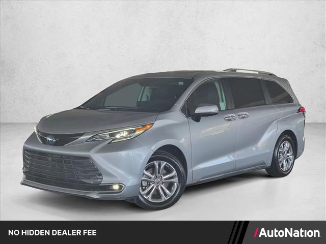 Used 2024 Toyota Sienna Platinum
