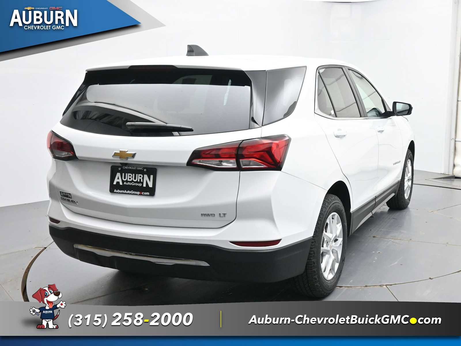 Used 2023 Chevrolet Equinox LT AWD/4WD image 4
