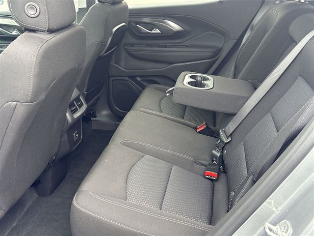 Used 2024 GMC Terrain SLE w/ Driver Convenience Package FWD image 23
