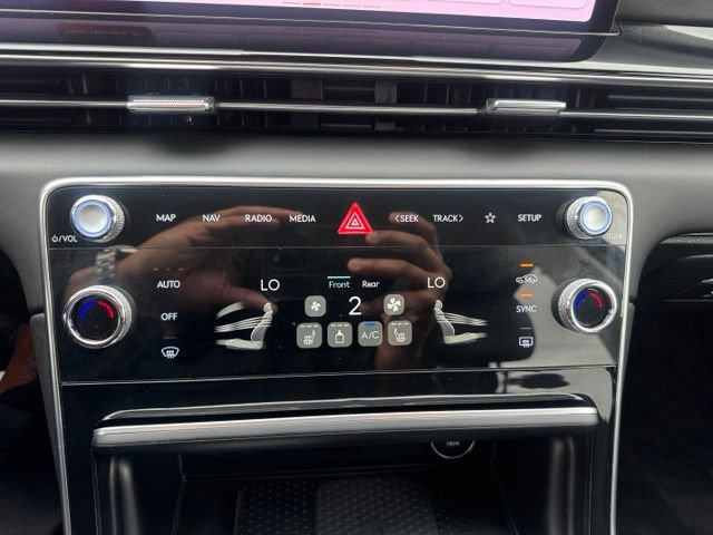 Certified 2026 Genesis GV80 2.5T AWD/4WD image 29