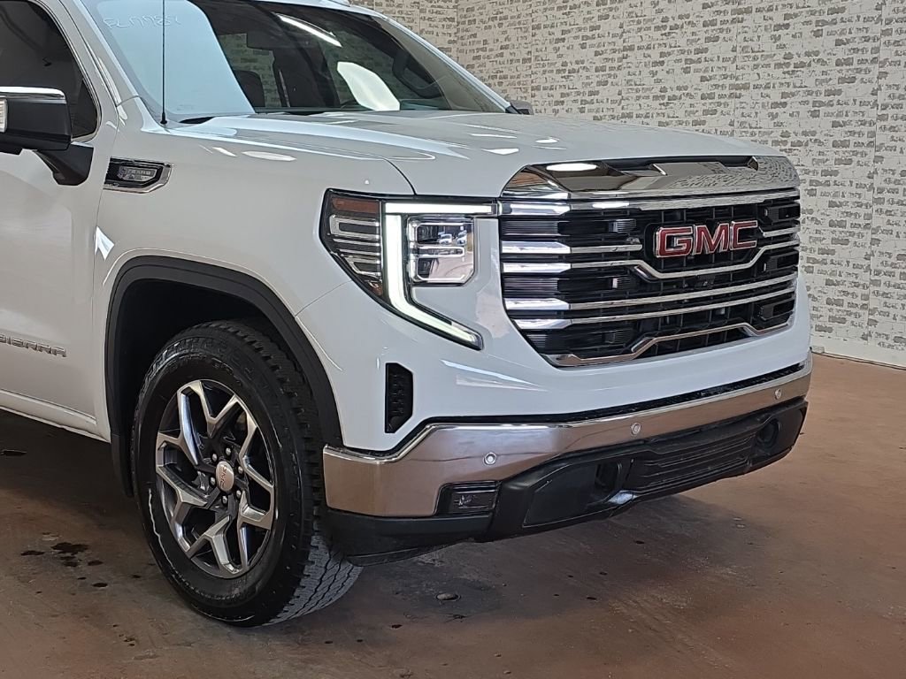 Used 2022 GMC Sierra 1500 SLT image 8