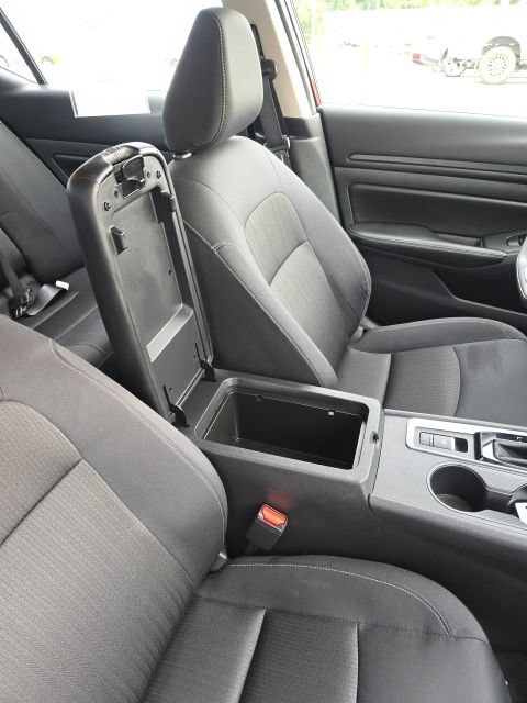Used 2025 Nissan Altima 2.5 SV AWD/4WD image 30