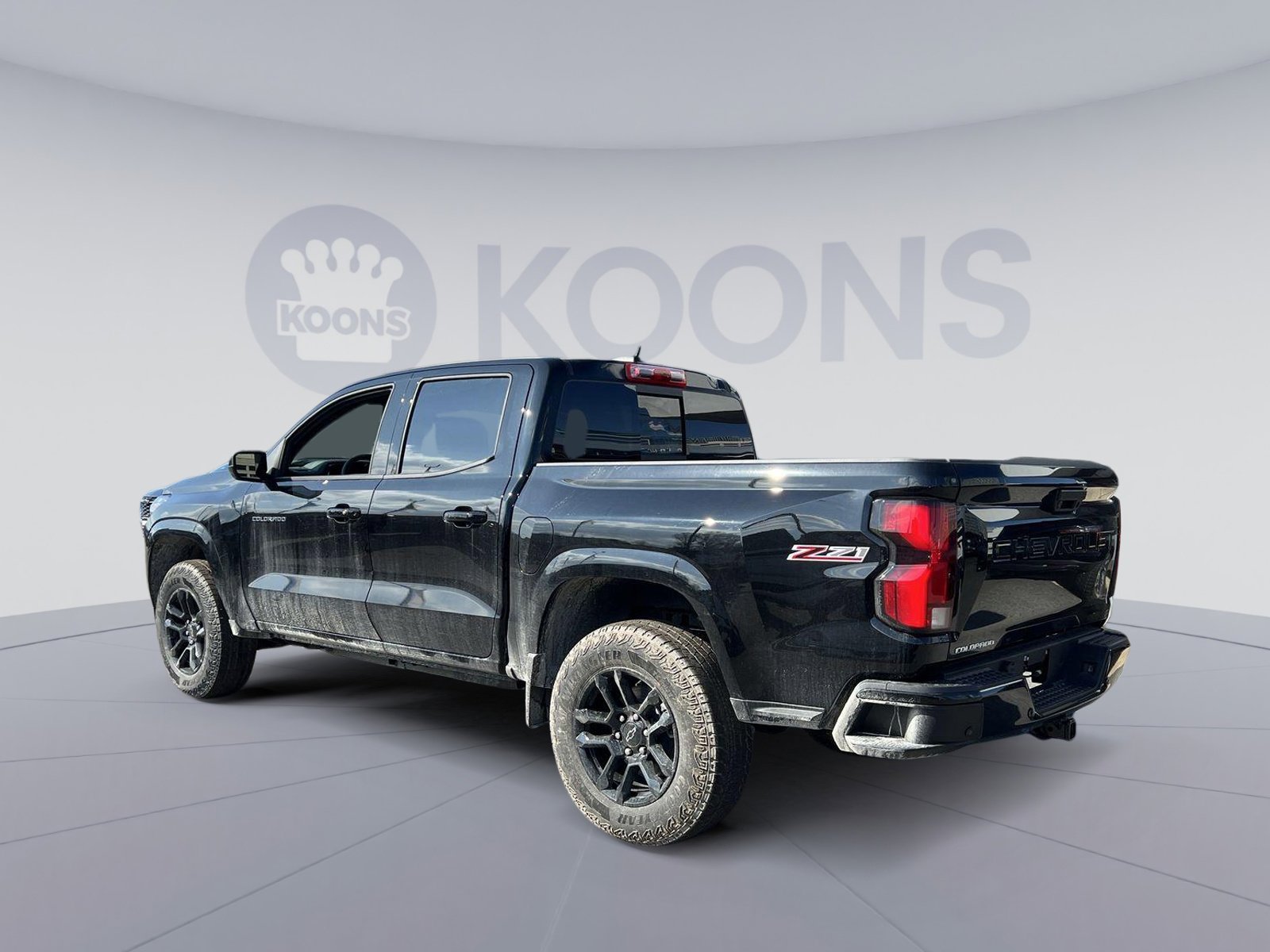 New 2025 Chevrolet Colorado Z71 w/ Midnight Edition image 4