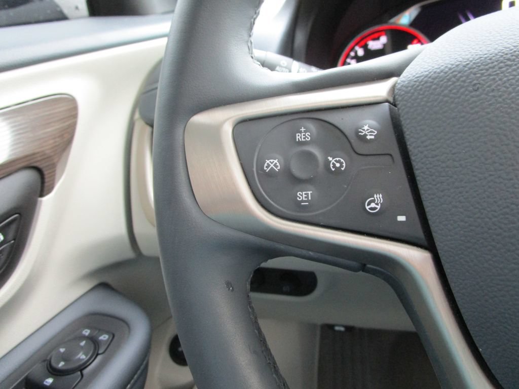 Used 2024 GMC Terrain Denali w/ Denali Premium Package AWD/4WD image 39