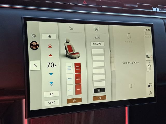 Used 2025 Land Rover Range Rover Long Wheelbase Autobiography image 28