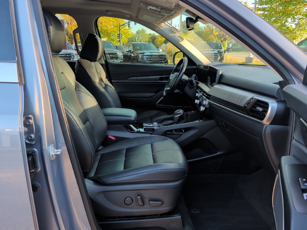 Used 2024 Kia Telluride EX AWD/4WD image 37