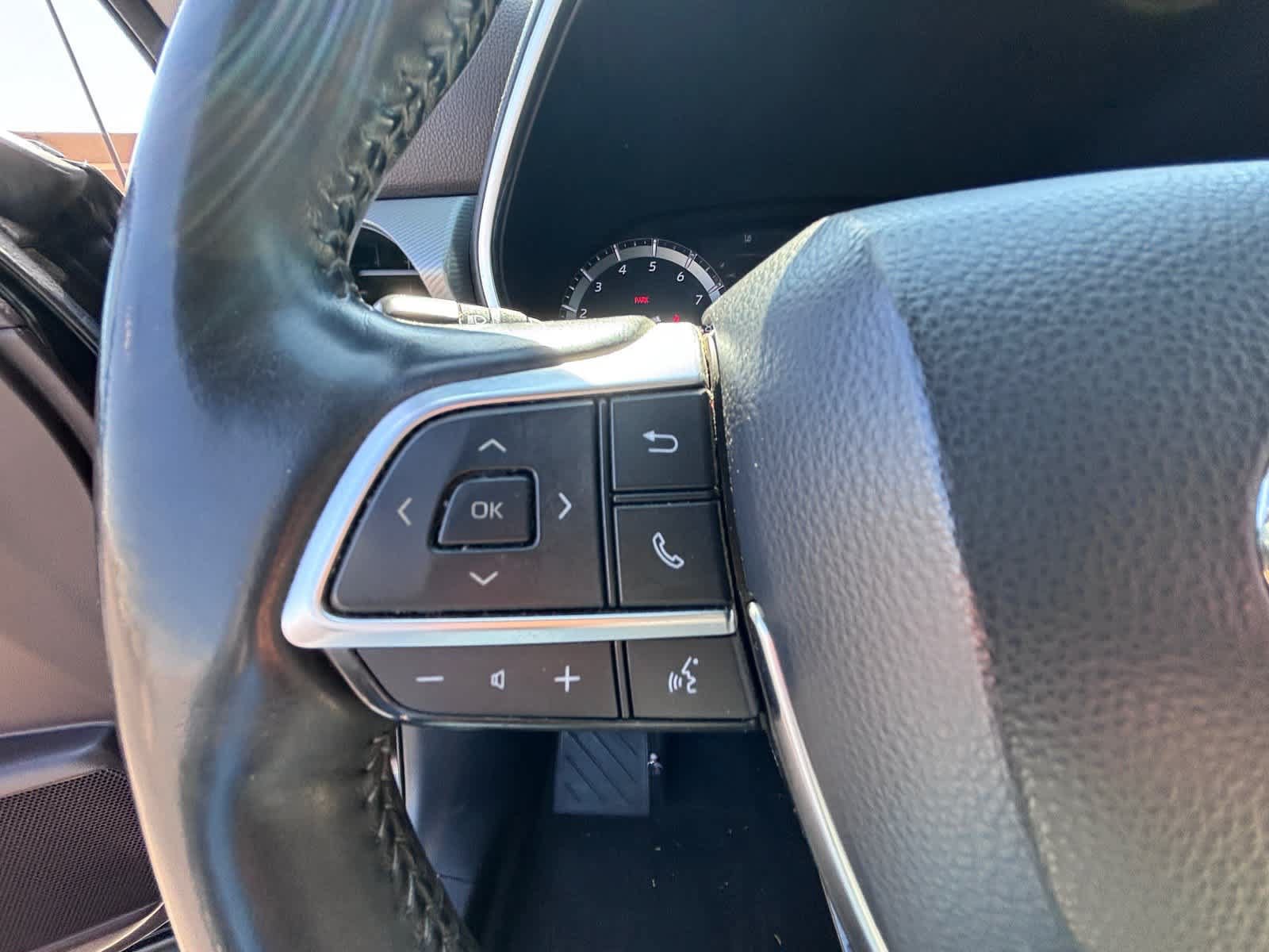 Used 2020 Toyota Highlander Platinum FWD image 17