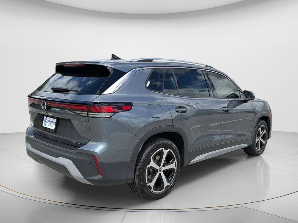 New 2026 Volkswagen Tiguan SE FWD image 5