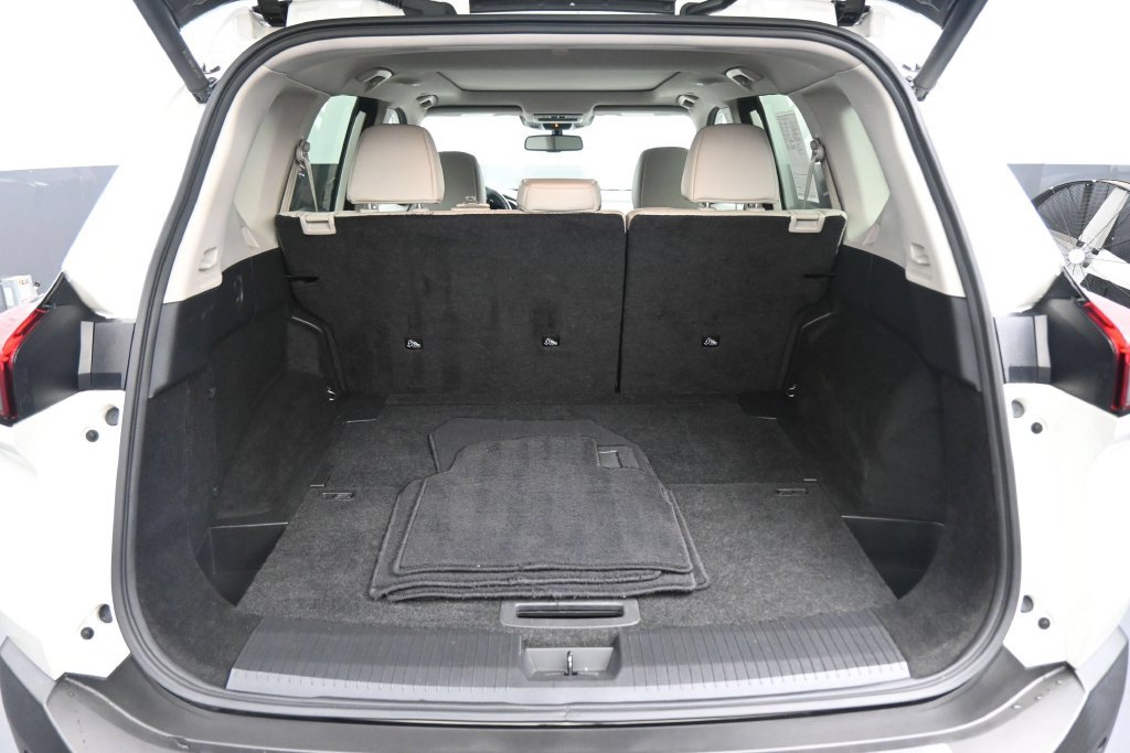 Used 2023 Nissan Rogue SL FWD image 16