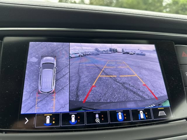 Used 2020 Buick Enclave Avenir w/ Avenir Technology Package FWD image 26