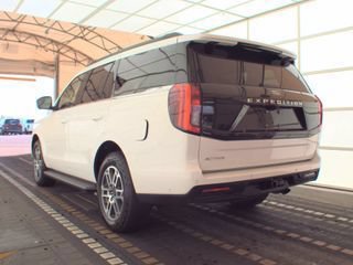 Used 2025 Ford Expedition Active AWD/4WD image 7
