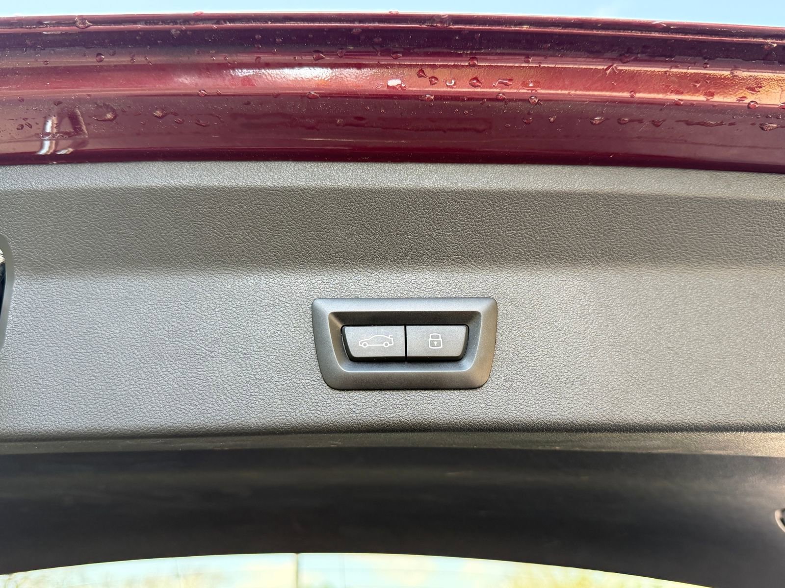 Used 2024 BMW X3 xDrive30i w/ Premium Package image 18