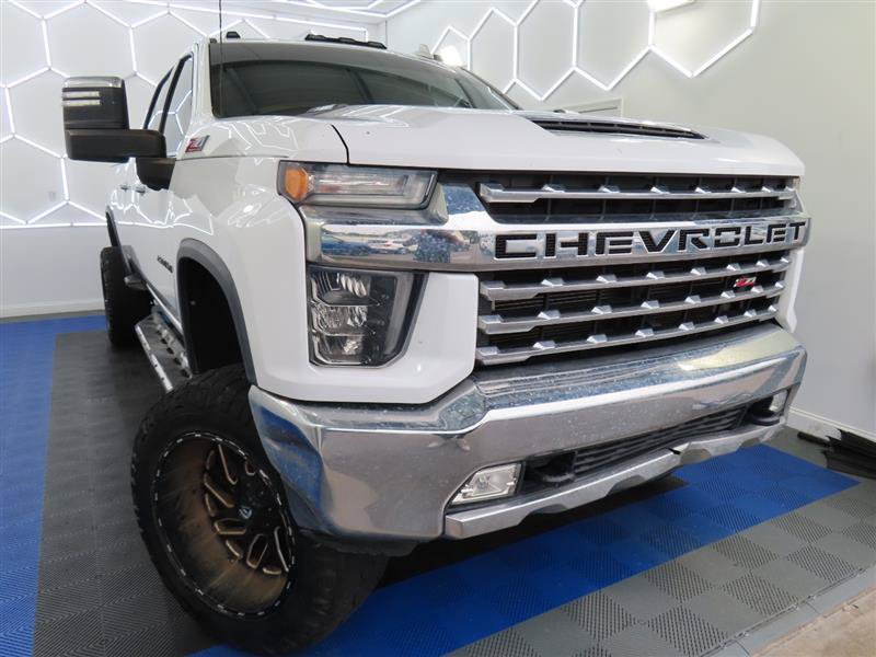 Used 2020 Chevrolet Silverado 2500 LTZ w/ Z71 Off-Road Package AWD/4WD image 4