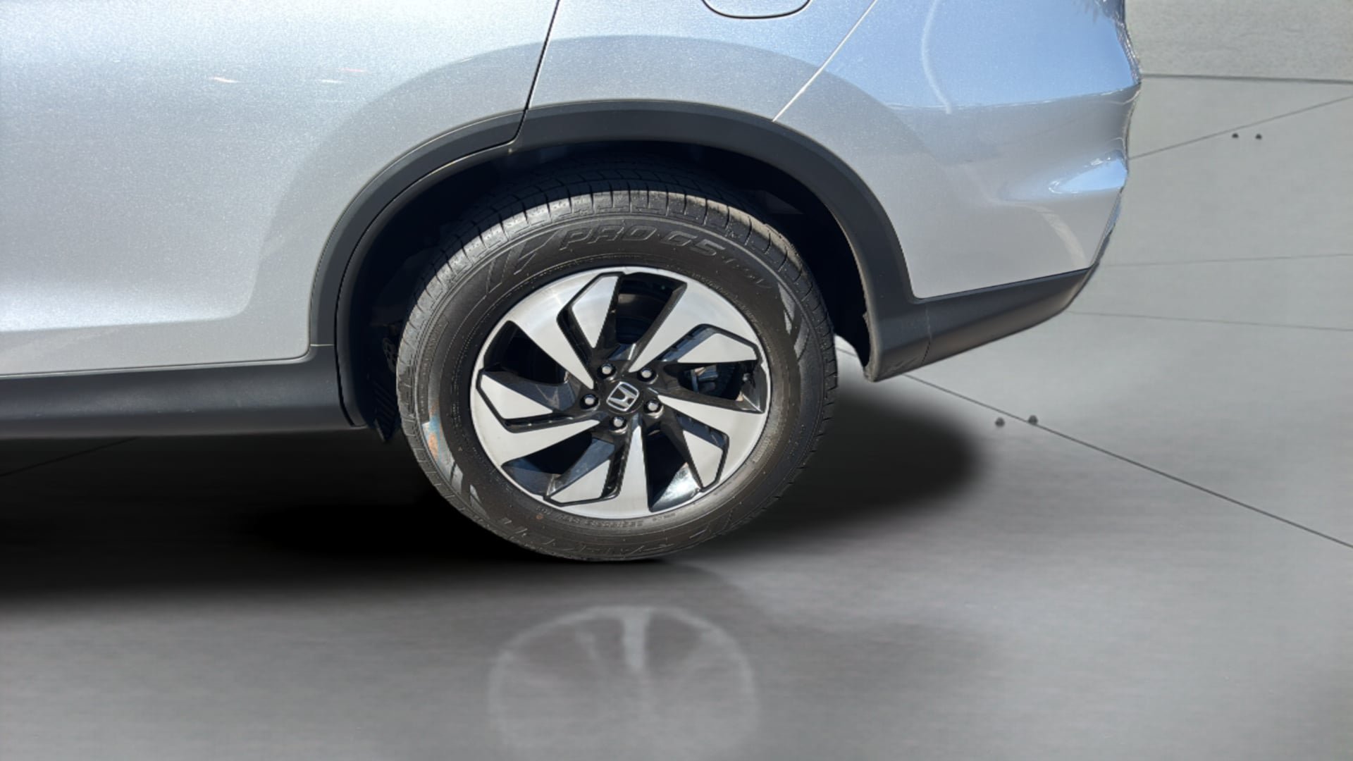 Used 2015 Honda CR-V Touring image 37