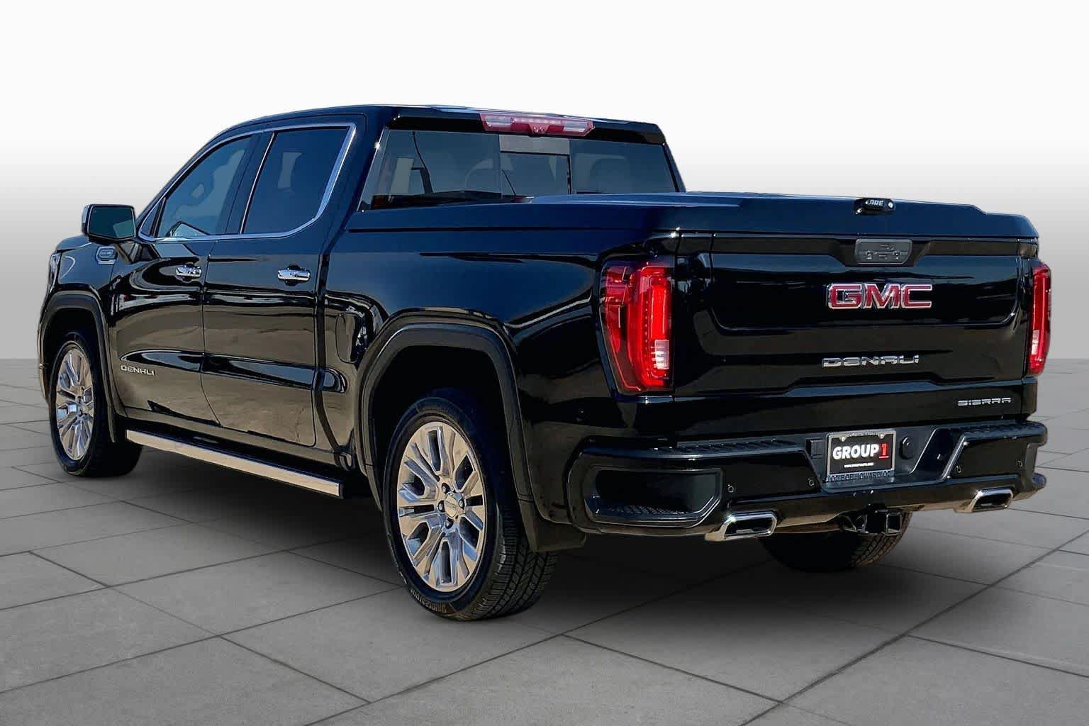 Used 2020 GMC Sierra 1500 Denali w/ Denali Ultimate Package AWD/4WD image 11