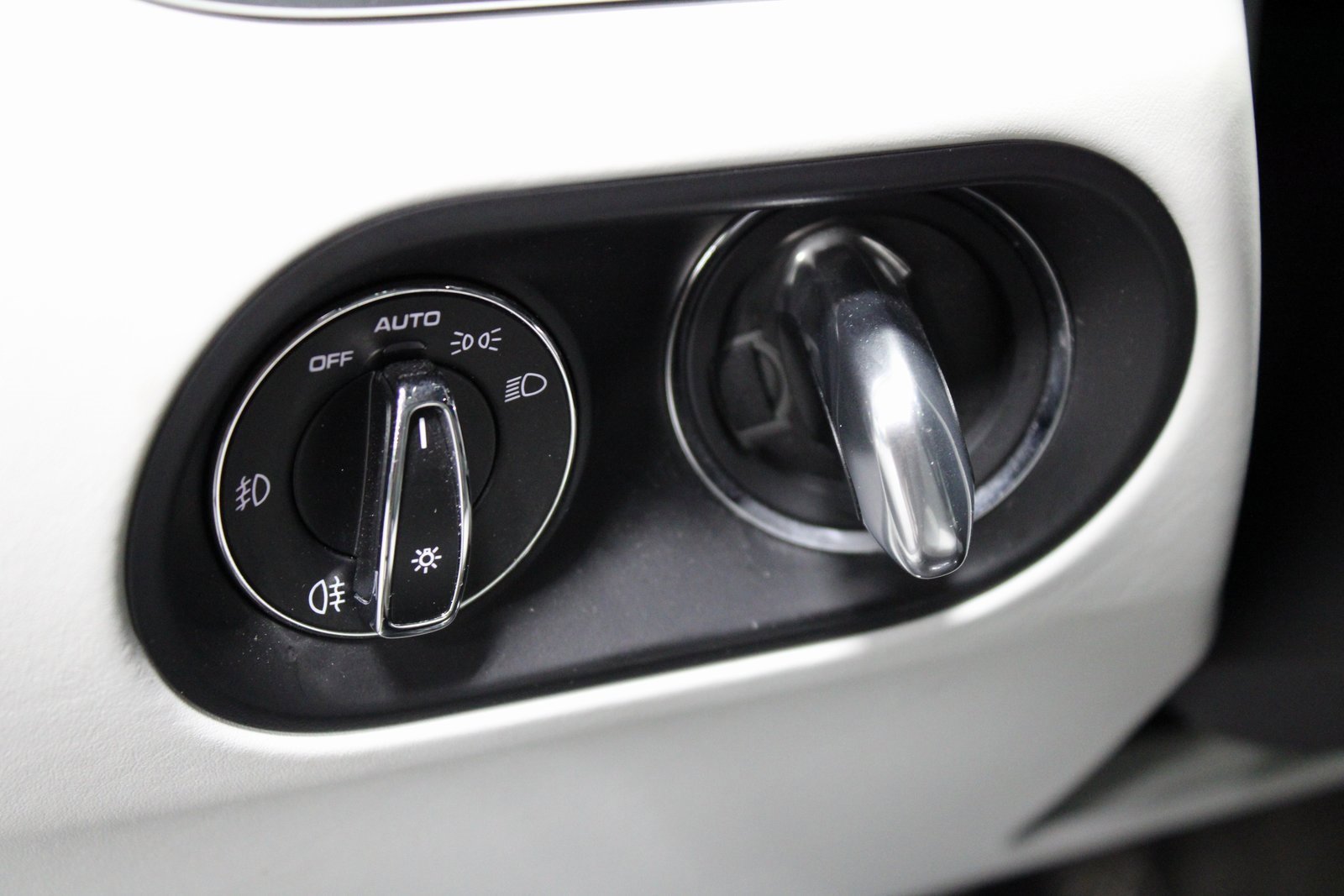 Used 2018 Porsche Macan GTS image 27