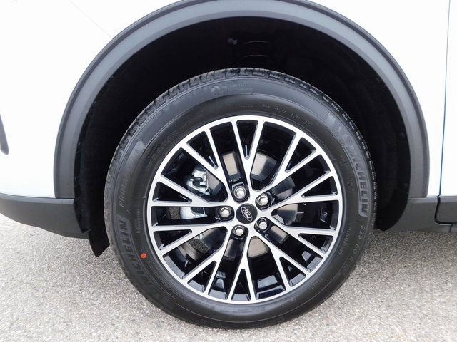 New 2026 Ford Escape SE image 10