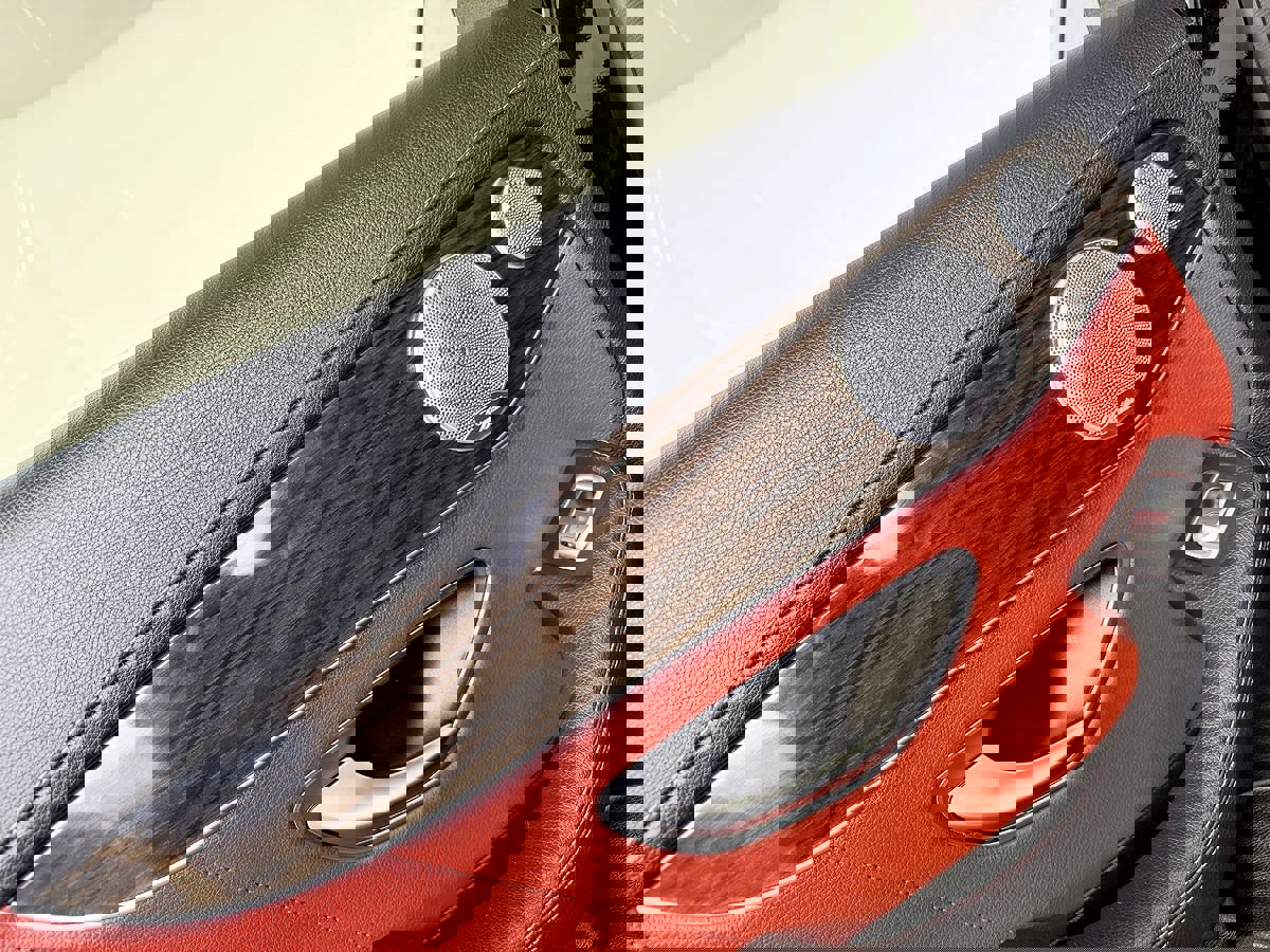 Used 2015 Mercedes-Benz C 400 4MATIC image 34