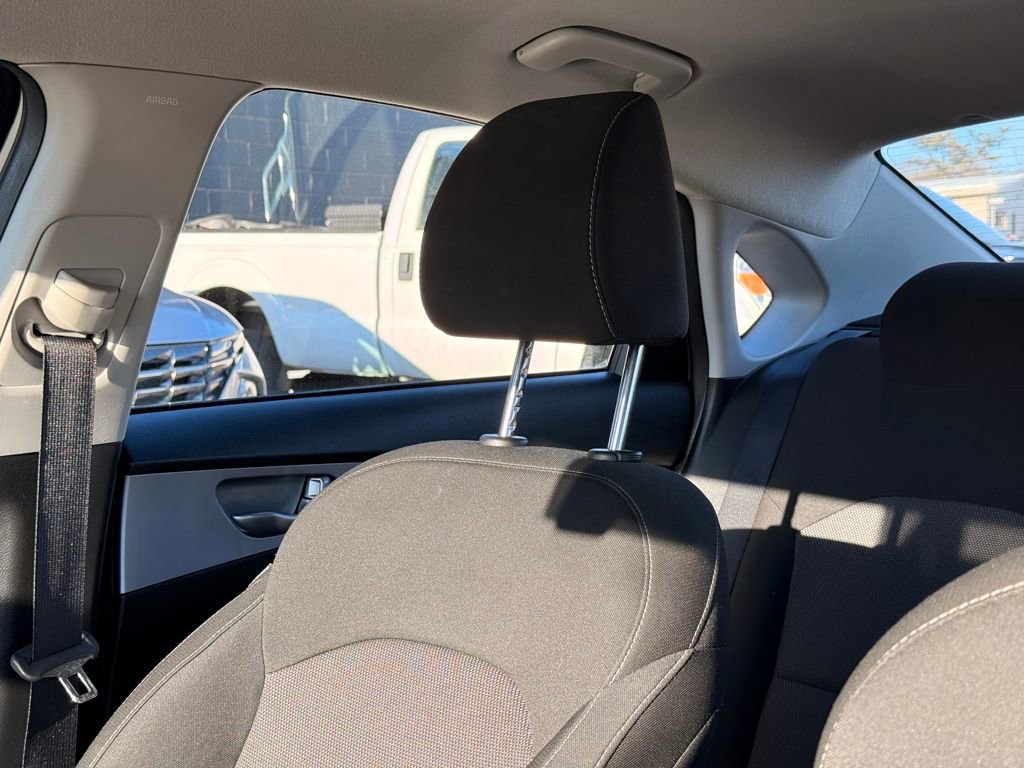 Used 2023 Kia Forte LXS image 25