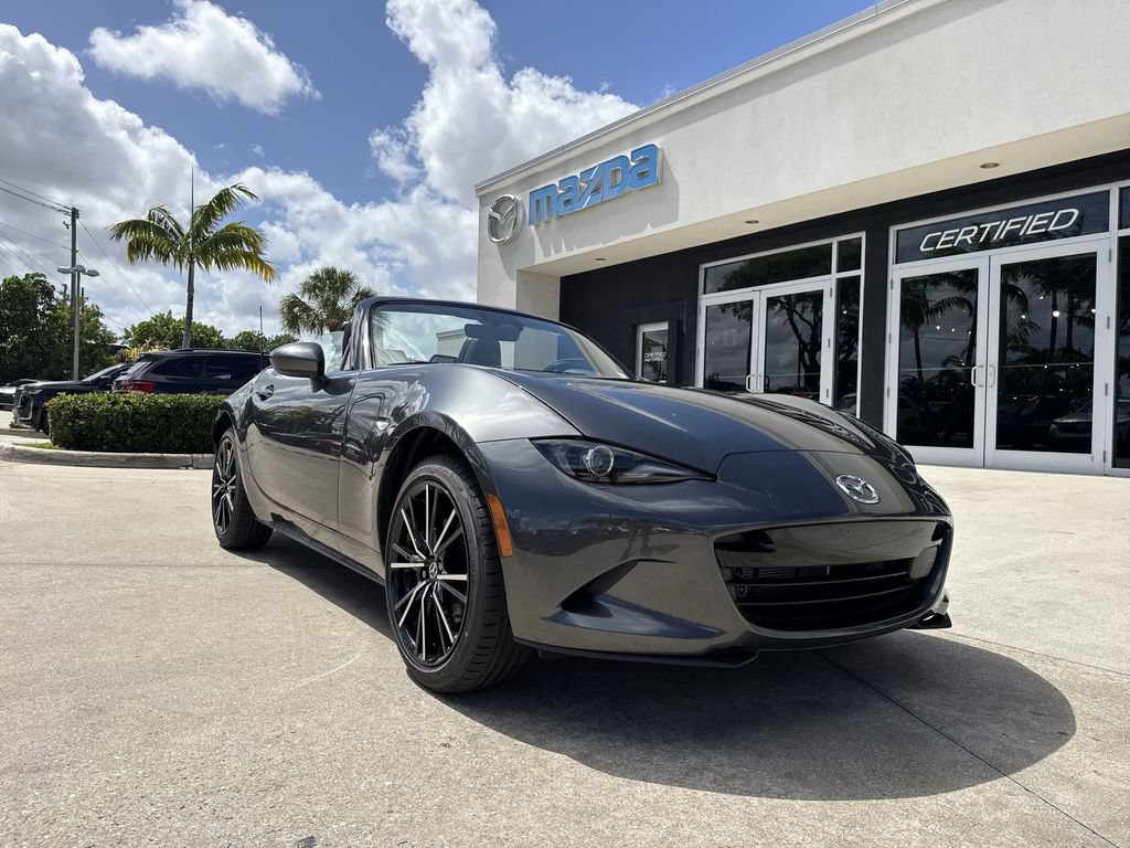 New 2026 MAZDA MX-5 Miata Grand Touring RWD image 30