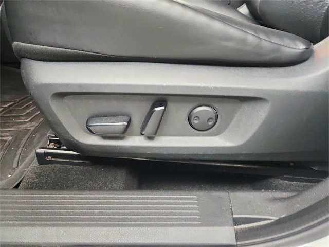 Used 2021 Nissan Rogue SV w/ Premium Package image 20