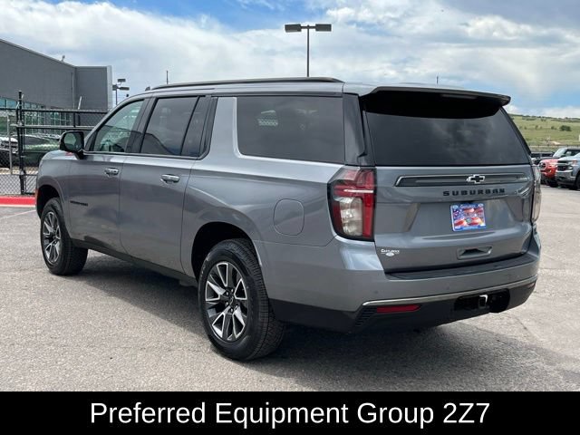 Used 2022 Chevrolet Suburban Z71 w/ Z71 Off-Road Package AWD/4WD image 3