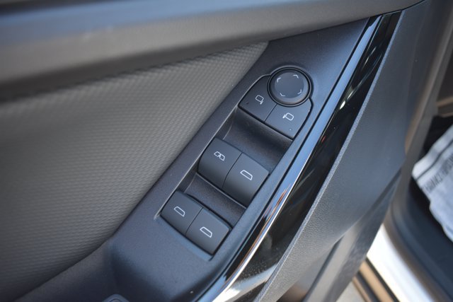 New 2027 Chevrolet Equinox LT FWD image 12