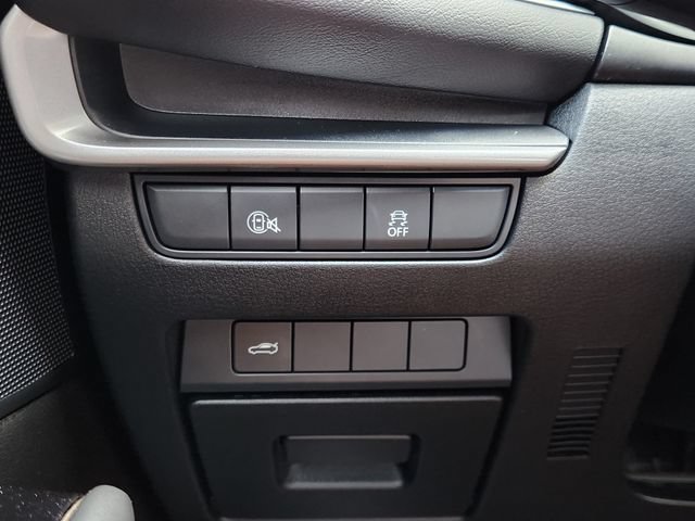 Used 2025 MAZDA MAZDA3 s FWD image 24