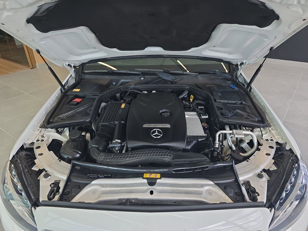Used 2015 Mercedes-Benz C 300 Sedan image 29