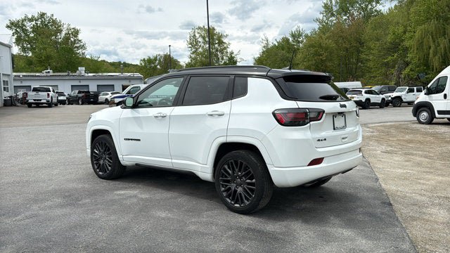 Certified 2023 Jeep Compass High Altitude AWD/4WD image 8