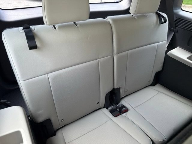 Used 2025 Hyundai Santa Fe SEL AWD/4WD image 23