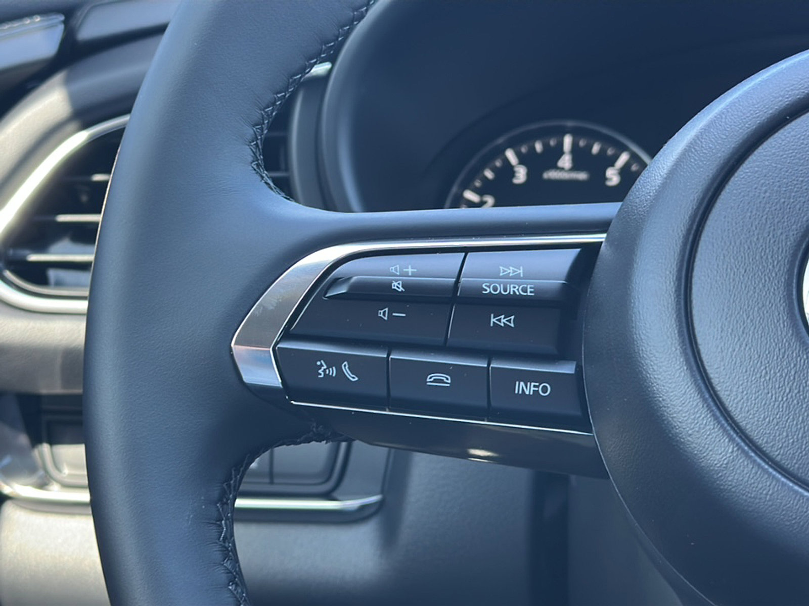 New 2025 MAZDA CX-30 AWD 2.5 S w/ Preferred Package image 19