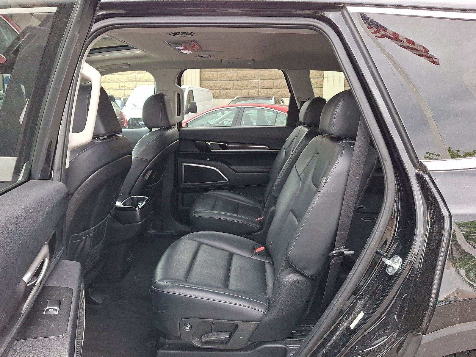 Certified 2023 Kia Telluride S w/ S Sunroof Package AWD/4WD image 10
