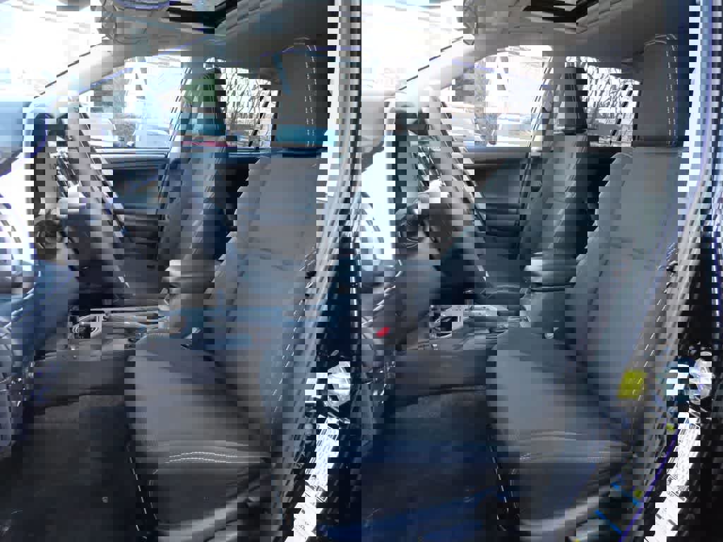 Used 2018 Toyota RAV4 XLE image 13