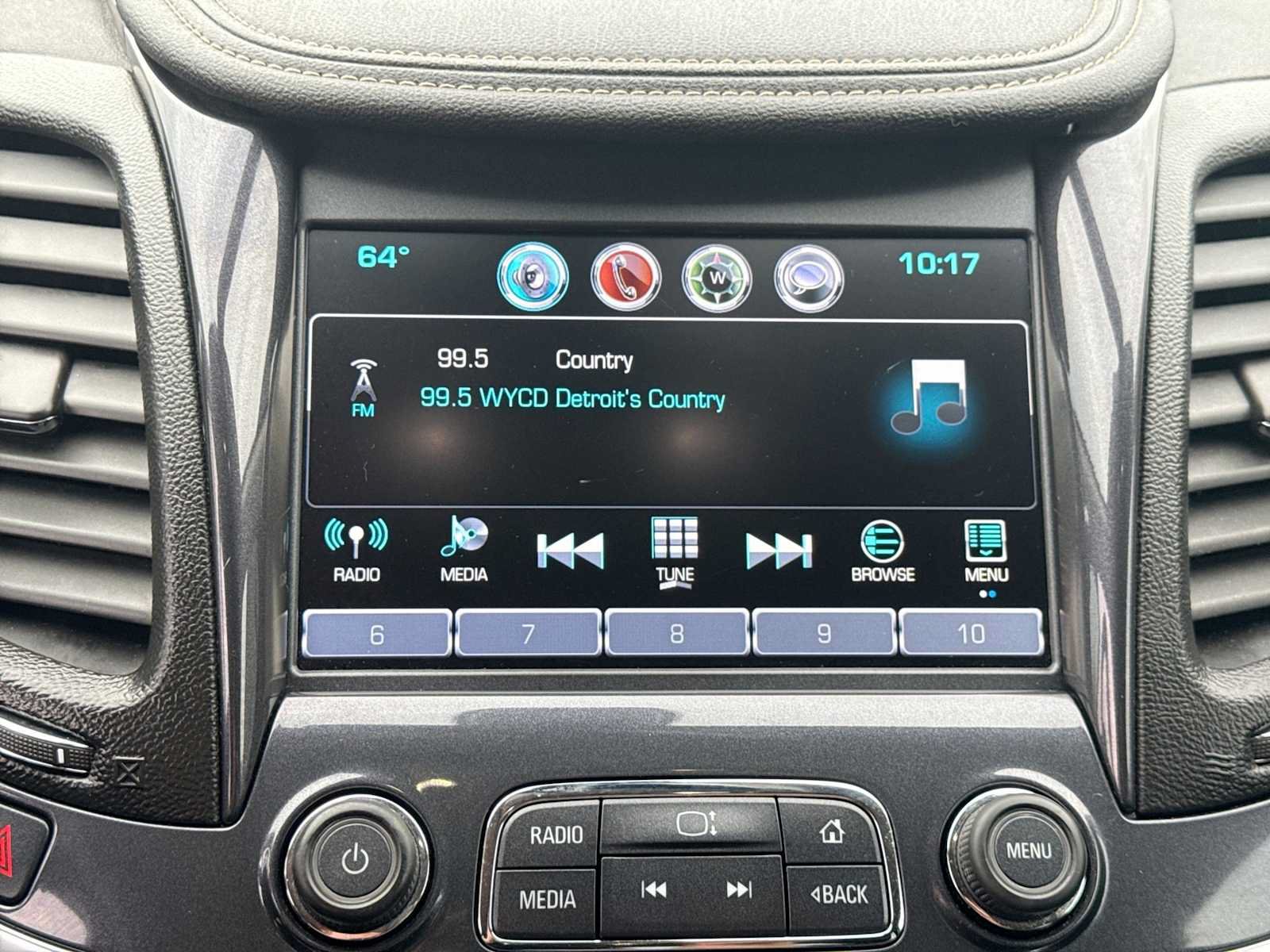 Used 2019 Chevrolet Impala LT FWD image 27