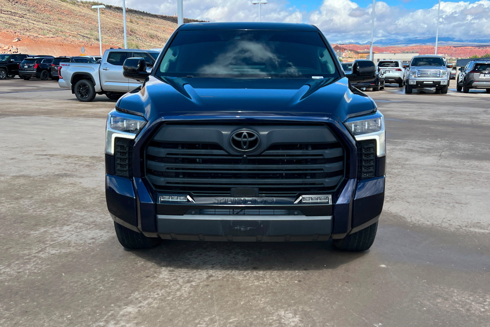 Used 2024 Toyota Tundra Limited AWD/4WD image 9