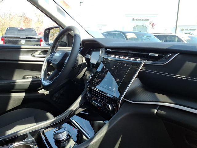 Certified 2023 Jeep Grand Cherokee L Laredo w/ Luxury Tech Group I AWD/4WD image 26