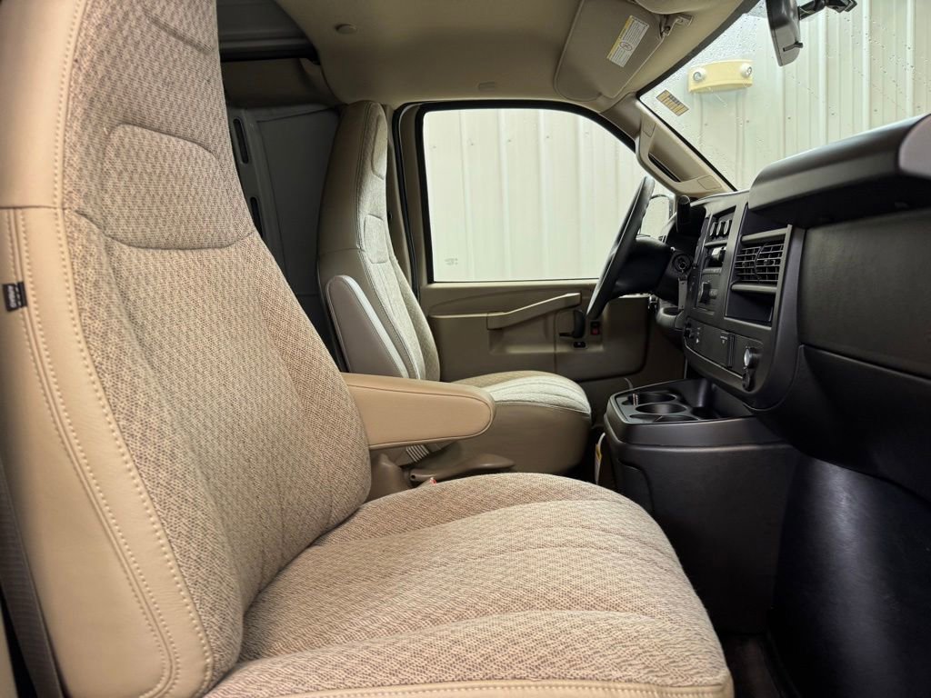 New 2026 Chevrolet Express 2500 RWD image 23