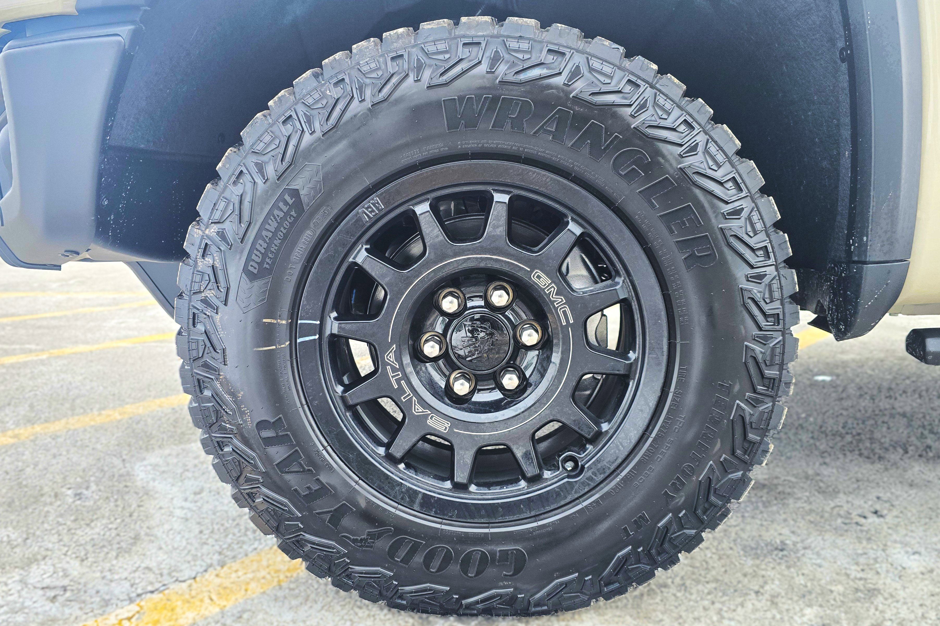 New 2026 GMC Sierra 1500 AT4X w/ AT4X AEV Edition image 11