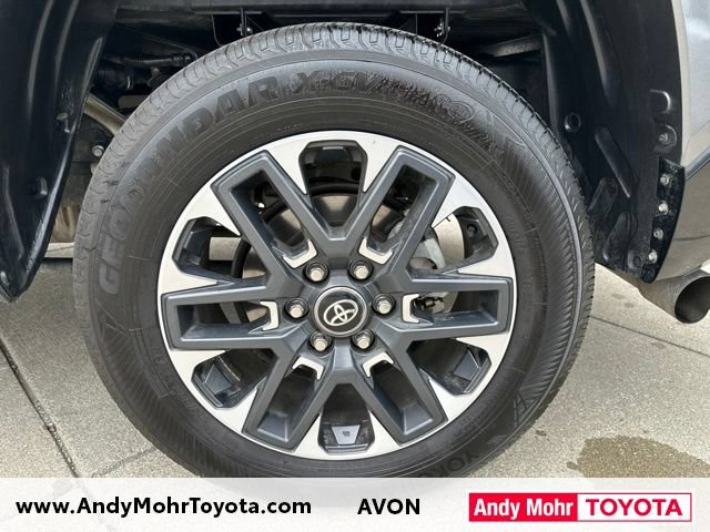 Used 2025 Toyota Tundra Limited AWD/4WD image 41
