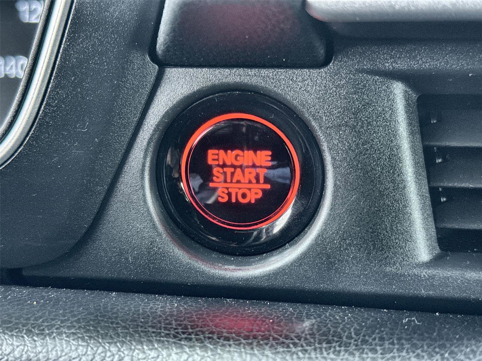 Certified 2023 Honda Pilot Sport image 27