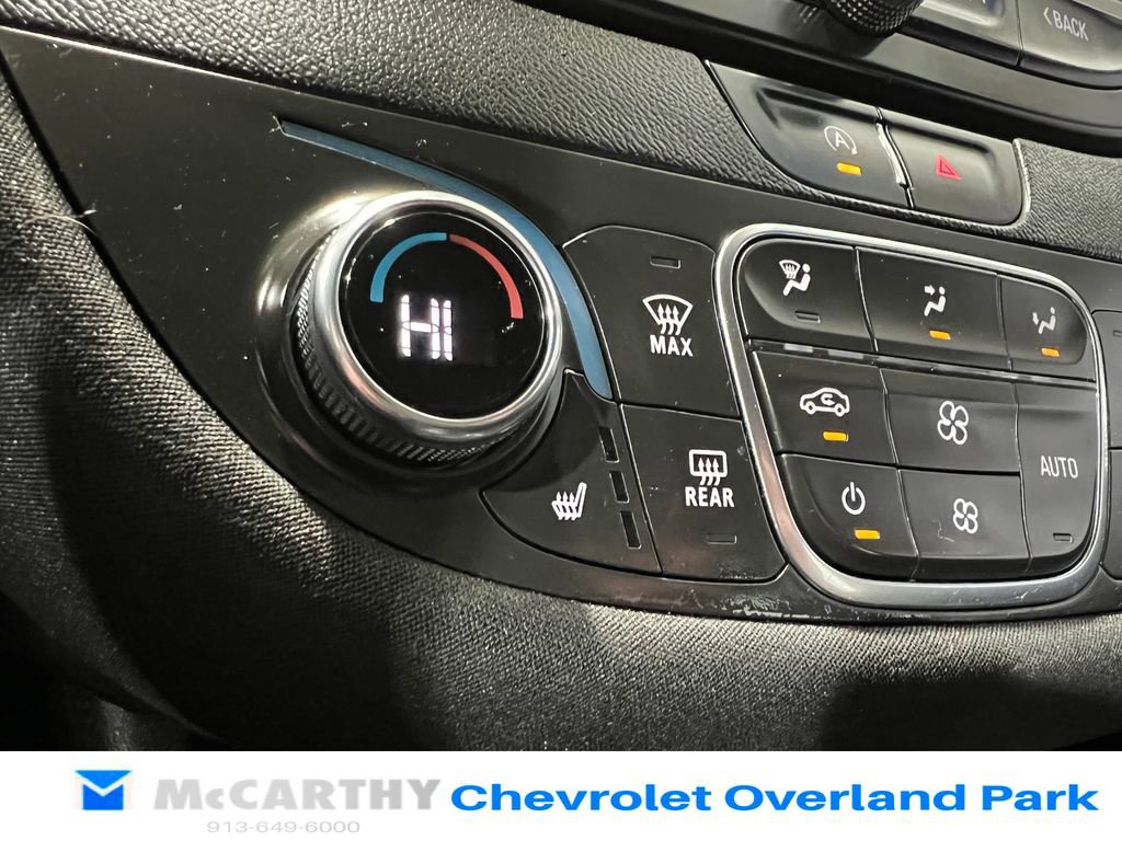 Used 2021 Chevrolet Malibu LT image 23