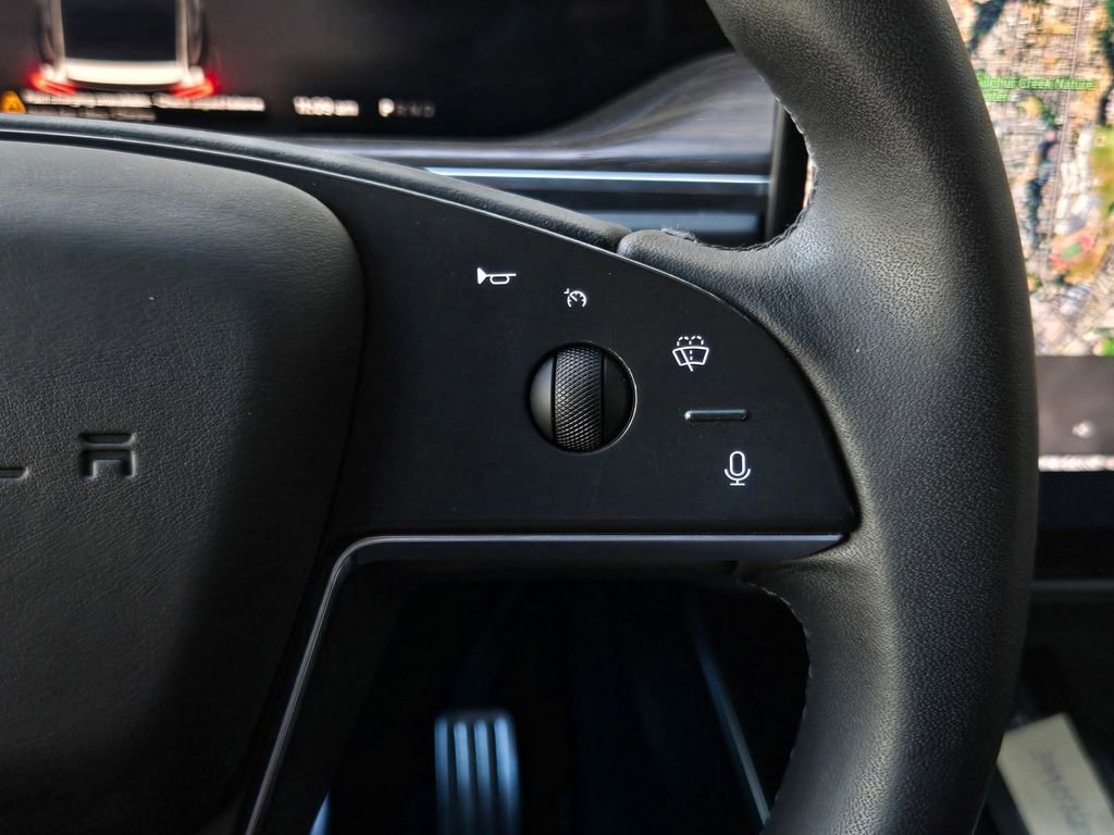 Used 2023 Tesla Model X image 24