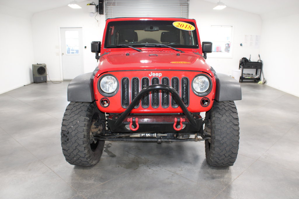 Used 2018 Jeep Wrangler Unlimited Sport S AWD/4WD image 3